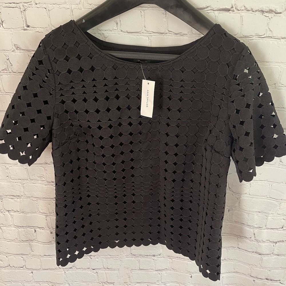 Ann Taylor geometric cutout top, size 12
